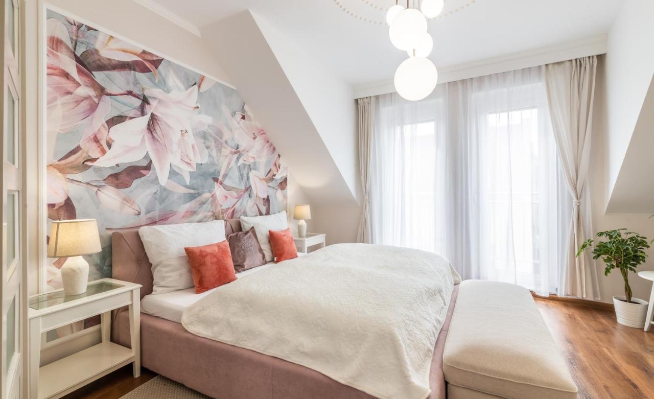 Monarchia Apartman Pearl Mosonmagyaróvár Eksteriør bilde